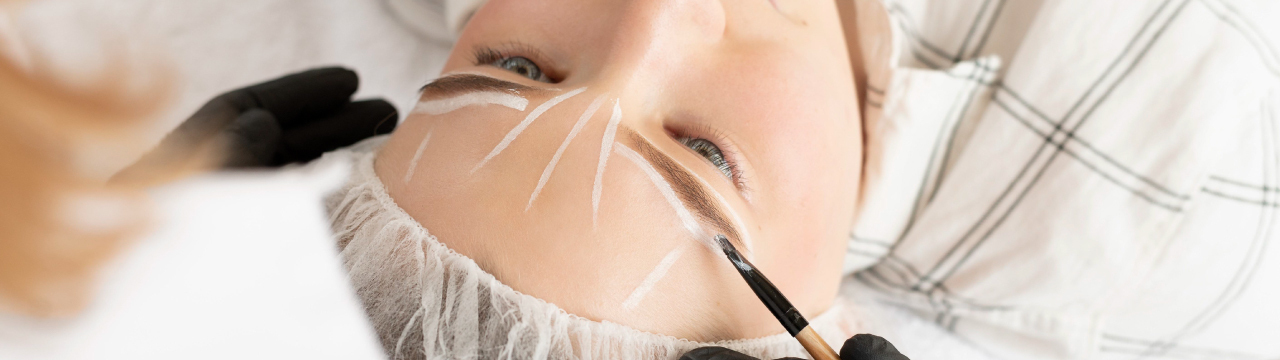 Brow Shaping in Dubai: How to Choose the Best Technique for Your Face Structure